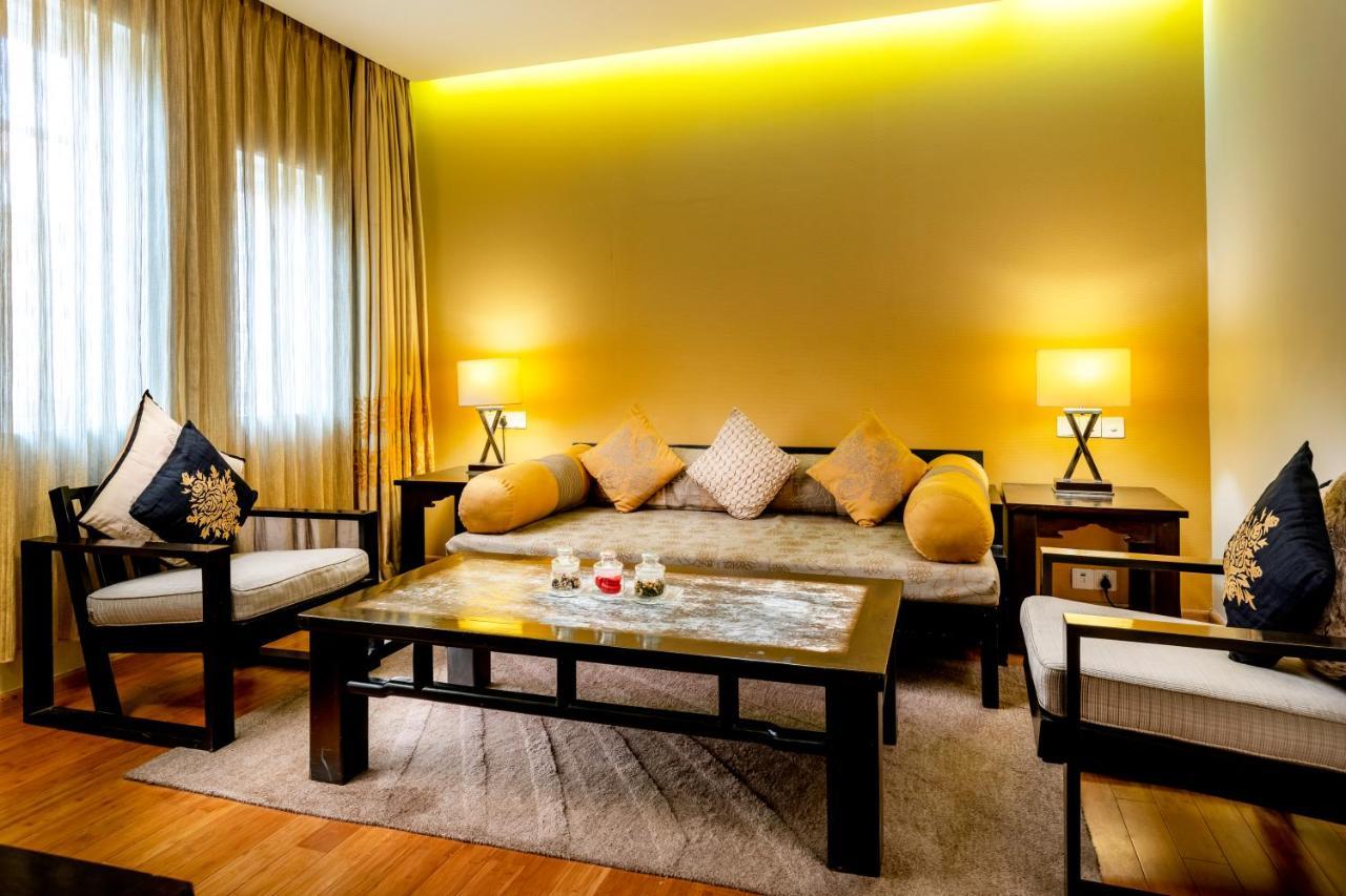 Caravela Beach Resort Varca Extérieur photo A suite at the hotel