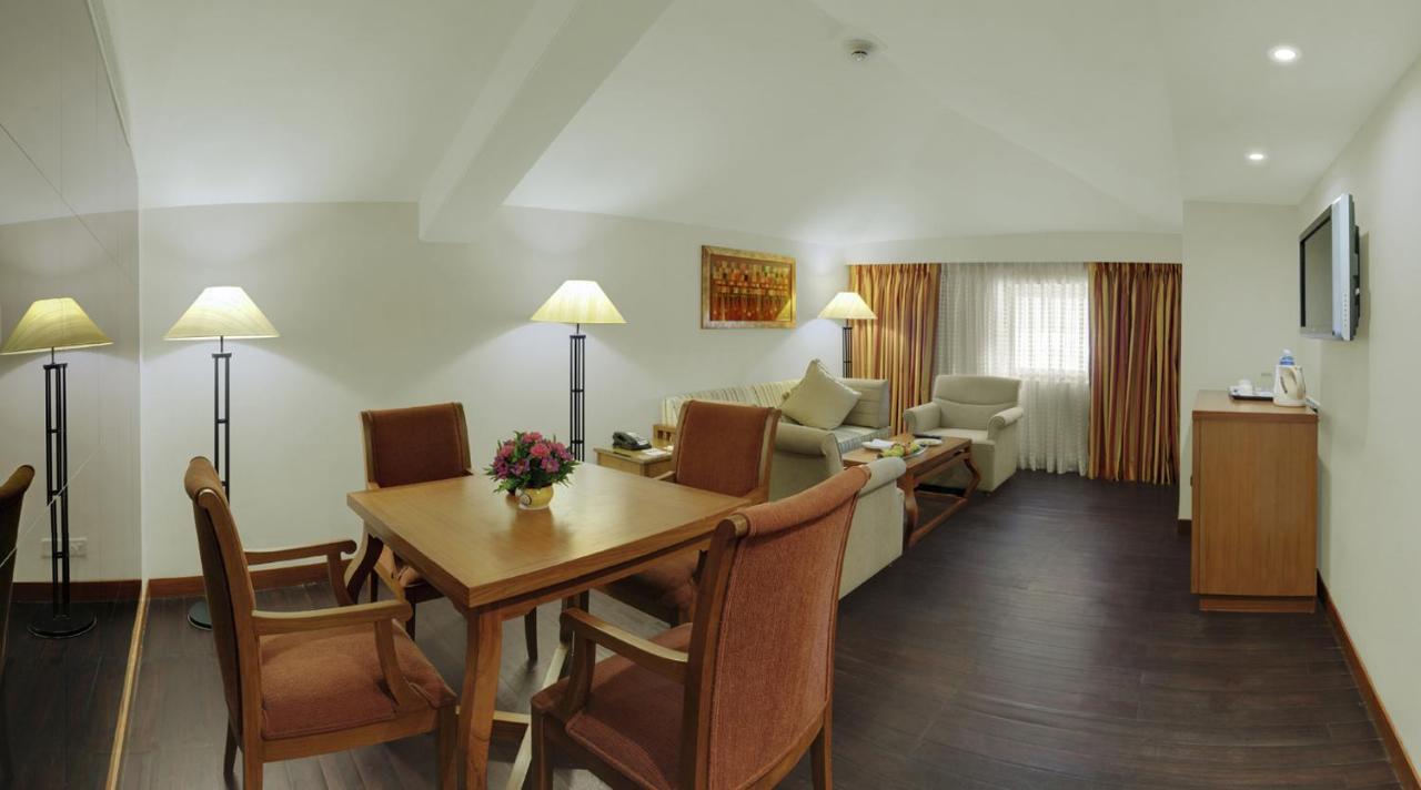 Caravela Beach Resort Varca Extérieur photo Suite